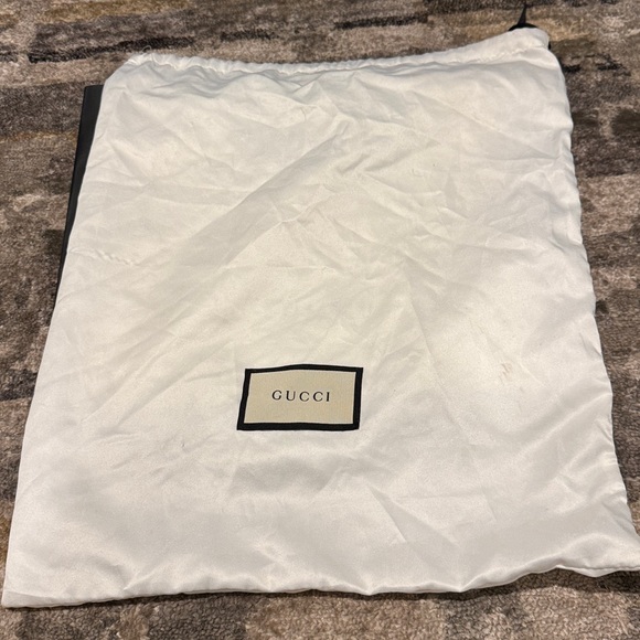 Gucci Marmount Bag - Picture 7 of 8